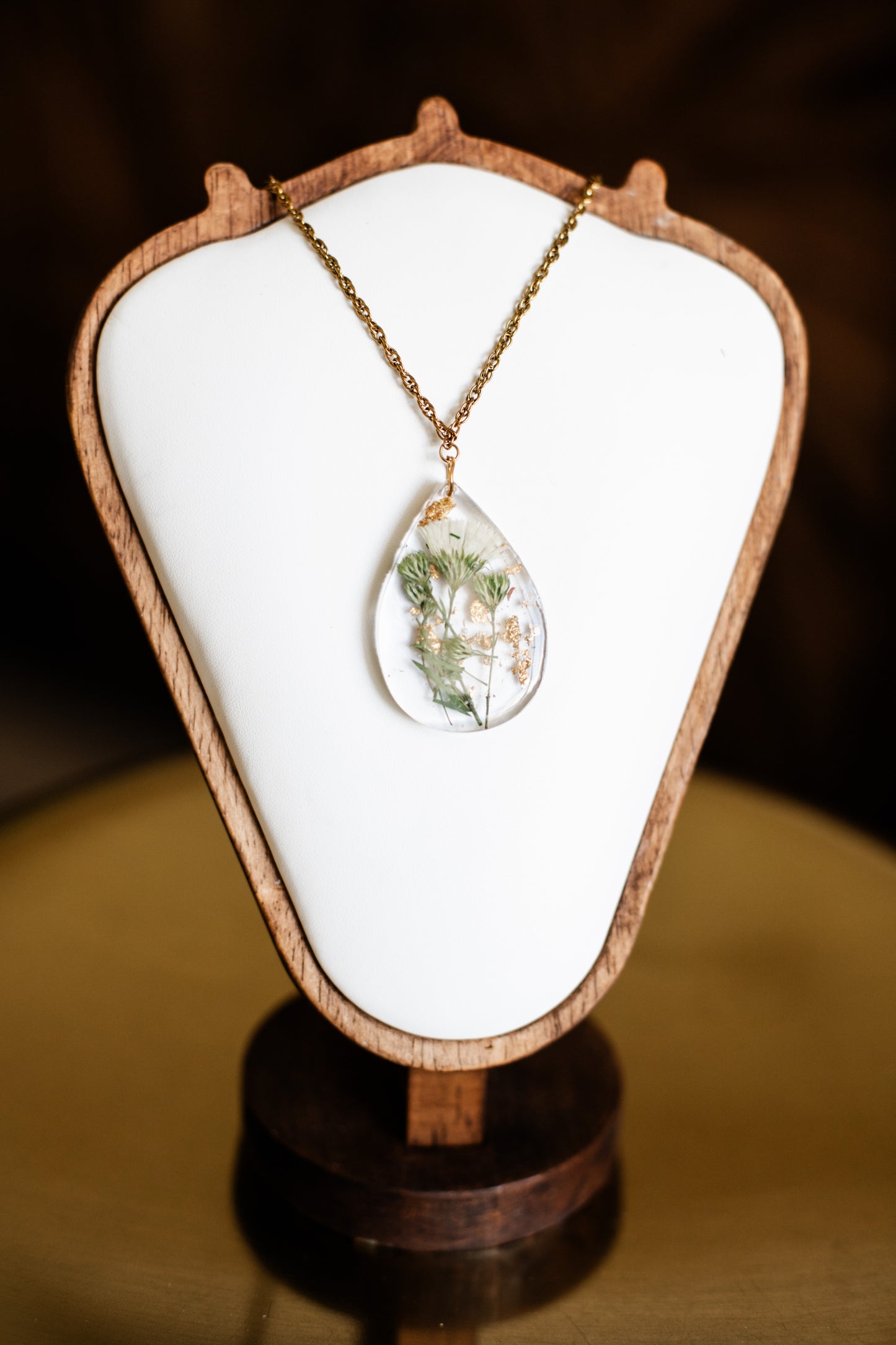 Flower in Resin Pendant Necklace