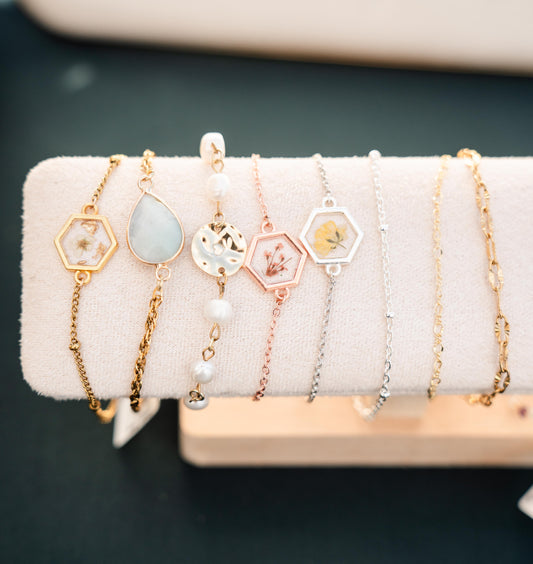 Flower in Resin Bracelets